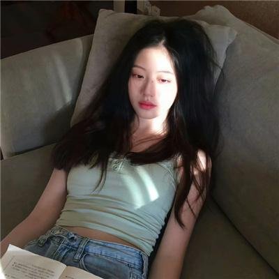 拥抱大白熊